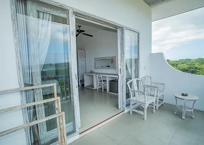 Grand Sea View 3*